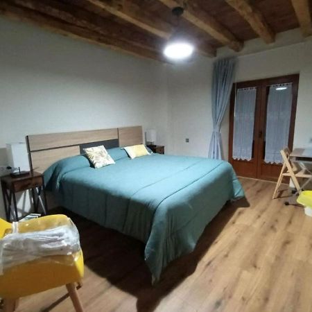 Apartamentos Turisticos Ribera Natura San Martin de Rubiales Екстериор снимка